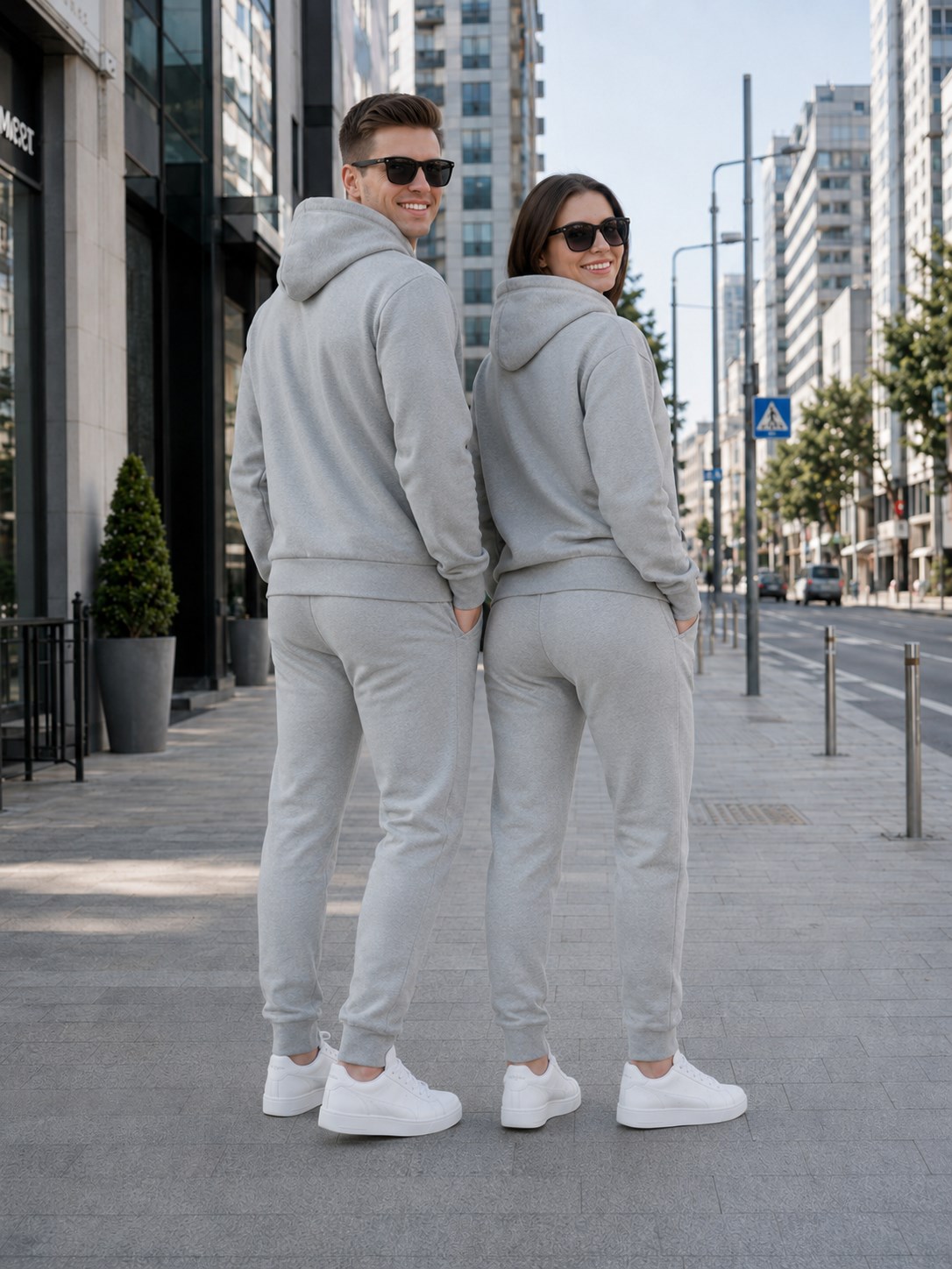 Меланж спортивний костюм Puma, вигляд ззаду