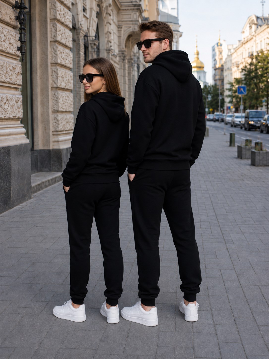 Чорний спортивний костюм Puma, вигляд ззаду